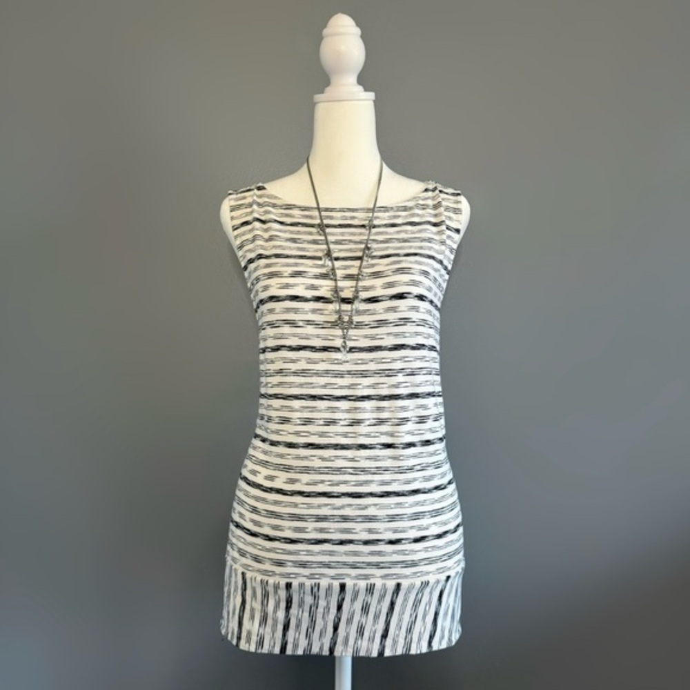 EUC J. Jill Wearever Collection Black & White Stripe Print Tank Size XL